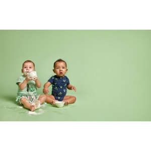Baby meisjespyjama, korte mouw 703 pastelgroen