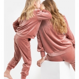 Dames homewear in velours 456 oudroze