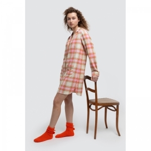 Slaapkleedje, doorknoop 992 ecru-roos-k